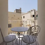 Elegant 4Br Sliema House With Rooftop Jacuzzi Holiday home