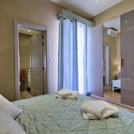 Amazing 4-bedroom Town House With Jacuzzi